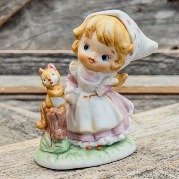 Pair of Vintage Homco Little Girl Figurines-Girl w/Cat and Girl w/ Squirrel, 3”H - Picture 5 of 7